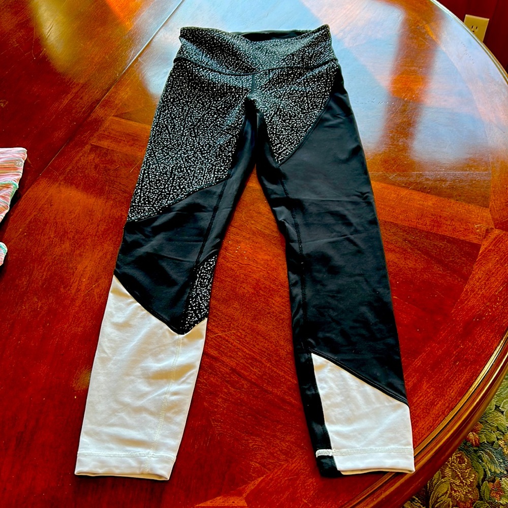 Lululemon size extra small, black leggings